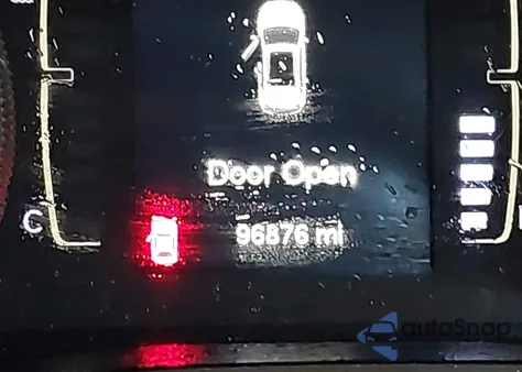 2017 Jeep Cherokee Latitude 4X4 из США, поврежденный, VIN 1C4PJMCS3HW501215